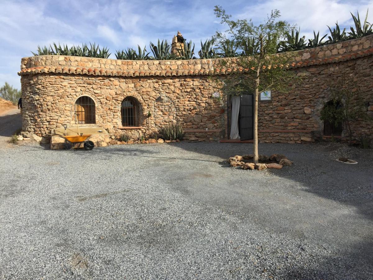 Hostal Cuevas el Torriblanco Gorafe Exterior foto